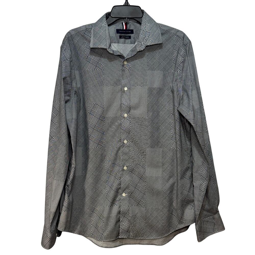 Tommy‎ Hilfiger long sleeve button-down shirt. Size L (34/35)